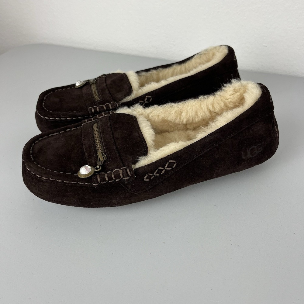 UGG Australia Women's 6 Ansley Charm Moccasins Suede Leather Flats Brown
